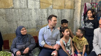 Ο «ινφλουένσερ» Στέφανος πήγε στην Παλαιστίνη για να δώσει «μήνυμα ειρήνης και δικαιοσύνης» Ο «ινφλουένσερ» Στέφανος πήγε στην Παλαιστίνη για να δώσει «μήνυμα ειρήνης και δικαιοσύνης»