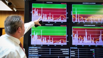 Νέα έξοδος στις αγορές την Τετάρτη με επανέκδοση 10ετούς ομολόγου