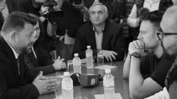 Ιδού το νέο ήθος του Κασσελάκη: «Αν κάποιος διανοηθεί να σας πει τίποτα, μου το λέτε και τους ξεσκίζω»