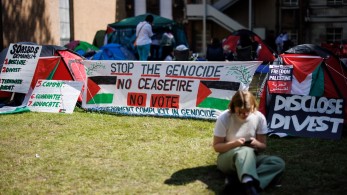 Στα βρετανικά πανεπιστήμια έφτασαν οι φοιτητικές κινητοποιήσεις υπέρ των Παλαιστινίων της Γάζας