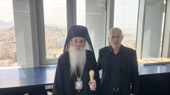 Μητροπολίτης Πειραιώς - Αγιασμός στον ανακαινισμένο Πύργο: «Ένα όραμα 50 ετών πήρε σάρκα και οστά»