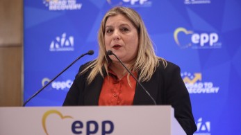 Μαρία Συρεγγέλα για Ιράν: Δεν κλείνουμε τα μάτια μας στις καταπιεστικές πολιτικές του καθεστώτος Μαρία Συρεγγέλα για Ιράν: Δεν κλείνουμε τα μάτια μας στις καταπιεστικές πολιτικές του καθεστώτος