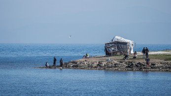 Η Ύπατη Αρμοστεία του ΟΗΕ για τους πρόσφυγες καταγγέλλει τους πολιτικούς που «εργαλειοποιούν» το μεταναστευτικό