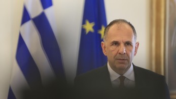Γεραπετρίτης: Δεν υπάρχει περίπτωση να βρεθούμε ξαφνικά με έναν τεράστιο αριθμό μεταναστών