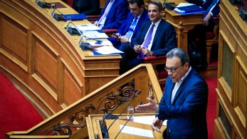 ΣΥΡΙΖΑ: τροπολογία για την κατάργηση της τεκμαρτής φορολόγησης των ελεύθερων επαγγελματιών