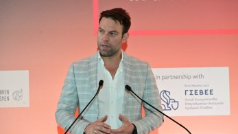 Αλαζόνας και εριστικός ο Κασσελάκης - Τα «βρόντηξε» από ραδιοφωνικό σταθμό επειδή δεν του άρεσαν οι ερωτήσεις