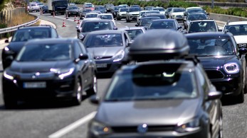 Τριήμερο Αγίου Πνεύματος: σε εξέλιξη η έξοδος των εκδρομέων - Αυξημένη η κίνηση στην Αθηνών-Κορίνθου