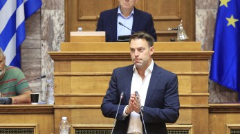 Με το βλέμμα στην Ελλάδα, ο ΣΥΡΙΖΑ χαιρετίζει το νέο Λαϊκό Μέτωπο στη Γαλλία