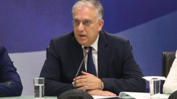 Τάκης Θεοδωρικάκος: Αυστηροί έλεγχοι και επιμονή για νέες μειώσεις τιμών