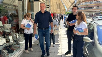 Πόρτα πόρτα για τις Ευρωεκλογές ο Καλαφάτης