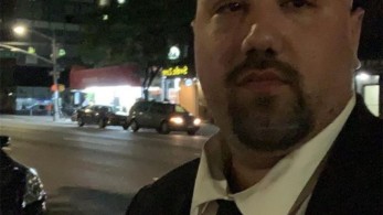 Σάλος για τη δολοφονία ομογενούς από αστυνομικούς – “Δεν μπορώ να το ανεχτώ”, ξεσπά η μητέρα του