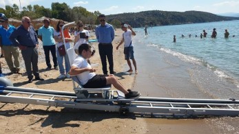 Δήμος Ναυπλιέων: Προσβάσιμες παραλίες για τα Άτομα με Αναπηρία