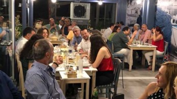 Ο Παύλος (Πολάκης) και οι κολλητοί του το έριξαν έξω