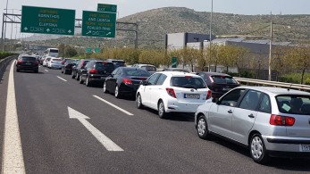 Προμαχώνας: Πάνω από 20.000 τουρίστες πέρασαν χθες στην Ελλάδα- Έγιναν 1.650 τεστ