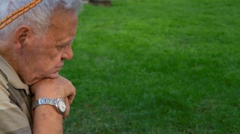 Αυξήσεις για 100.000 συνταξιούχους που εργάζονται