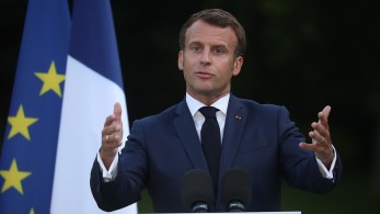 Οργή Μακρόν για Τουρκία: Παίζουν επικίνδυνο παιχνίδι στη Λιβύη