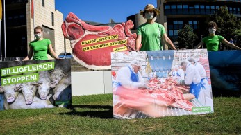 Γερμανία: Αντιδράσεις για τα νέα τοπικά lockdown