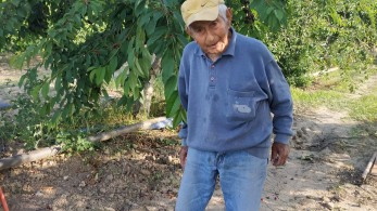 Επίμονος αγρότης ετών 88! Με… πυξίδα την καινοτομία «οργώνει» τα χωράφια για επτά δεκαετίες