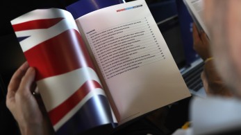 Στις κάλπες οι Βρετανοί - Αντίστροφη μέτρηση για την επιστροφή των Εργατικών στην εξουσία