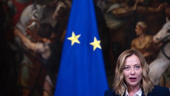 Mελόνι: Δεν υπάρχει χώρος για ρατσιστικές ή αντισημιτικές θέσεις