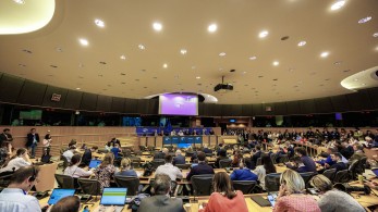 Ευρωκοινοβούλιο: την Πέμπτη η κρίσιμη μυστική ψηφοφορία για την Κομισιόν