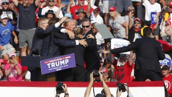 Απόπειρα δολοφονίας Τραμπ: Ρεπουμπλικάνοι κατηγορούν τον πρόεδρο των ΗΠΑ Μπάιντεν