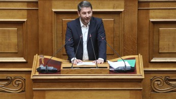 Ο Ανδρουλάκης επισημοποιεί τα «λεφτόδεντρα», ζητώντας Εθνικό Ταμείο Πλούτου Ο Ανδρουλάκης επισημοποιεί τα «λεφτόδεντρα», ζητώντας Εθνικό Ταμείο Πλούτου