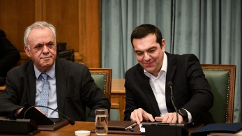 Τηλεφωνήματα στήριξης από Τσίπρα και Γεροβασίλη στον Δραγασάκη - Σε αναβρασμό ο Κασσελάκης Τηλεφωνήματα στήριξης από Τσίπρα και Γεροβασίλη στον Δραγασάκη - Σε αναβρασμό ο Κασσελάκης