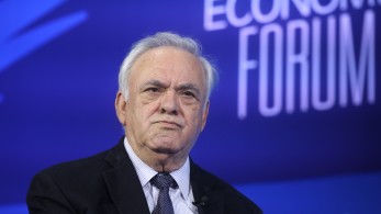 Ο τελευταίος να κλείσει την πόρτα: κούνησε μαντίλι και ο Δραγασάκης Ο τελευταίος να κλείσει την πόρτα: κούνησε μαντίλι και ο Δραγασάκης