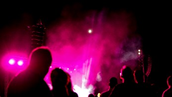 Φοροδιαφυγή-μαμούθ από ξέπλυμα χρήματος για δημοφιλή τραγουδιστή - Δεσμεύτηκε η περιουσία του