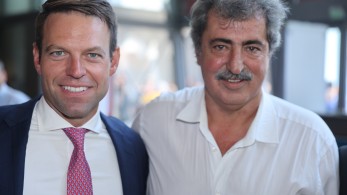 Κασσελάκης με άρωμα Πολάκη Κασσελάκης με άρωμα Πολάκη