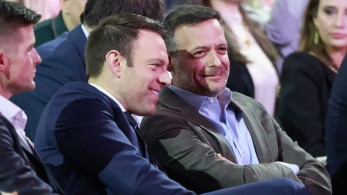 ΠΑΣΟΚ-ΣΥΡΙΖΑ: πολιτικοί «πατροκτόνοι» σε δράση…