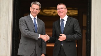 Μητσοτάκης σε πρόεδρο Λετονίας: Οι γεωπολιτικές προκλήσεις που αντιμετωπίζουμε στην Ευρώπη, καθιστούν αναγκαία την συνεργασία