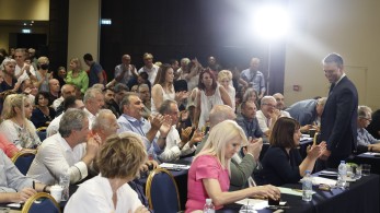 Κασσελάκης, ο αντιγραφέας