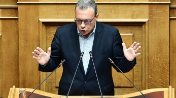 Παροξυσμός Φάμελλου με λάσπη και fake news περί ιδιωτικοποίησης της ψυχικής υγείας και της απεξάρτησης