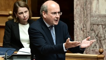 Χατζηδάκης: Κάπου ώπα, δεν εκλεγήκαμε για να τα αλλάξουμε όλα με ένα θαύμα