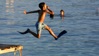 Ο Αύγουστος είναι η ύψιστη πολιτική Ο Αύγουστος είναι η ύψιστη πολιτική