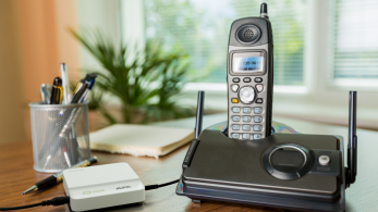 Η πρώτη μονάδα UPS για gamers στον κόσμο διαθέσιμη στην Ευρώπη από την Schneider Electric