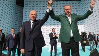 Ξέφυγε ο Μπαχτσελί: Αλαζόνας ο Δένδιας, ασεβής η Βανδή – «Οθωμανικό χαστούκι στην Κύπρο» Ξέφυγε ο Μπαχτσελί: Αλαζόνας ο Δένδιας, ασεβής η Βανδή – «Οθωμανικό χαστούκι στην Κύπρο»