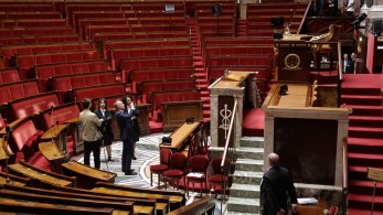 Γαλλία: Αποσύρονται  169 υποψήφιοι βουλευτές που προκρίθηκαν στον δεύτερο γύρο