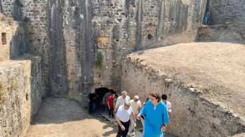 Θωρακίζεται το Κάστρο της Κορώνης - Αυτοψία της Μενδώνη