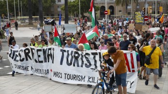 Βαρκελώνη: διαδήλωση κατά του υπερτουρισμού