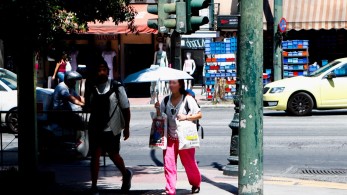 ΕΜΥ: καύσωνας έως τη Δευτέρα - Μικρή «ανάσα» από Τρίτη