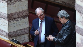 Έξαλλος ο Τασούλας: «Χυδαίος ζήτουλας προσοχής μέσω ύβρεων ο Πολάκης» - Του κόβει τη μισή βουλευτική αποζημίωση