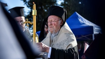 Ο οικουμενικός πατριάρχης Βαρθολομαίος ενώνει τη φωνή του με τον πάπα Φραγκίσκο με αίτημα την ολυμπιακή εκεχειρία