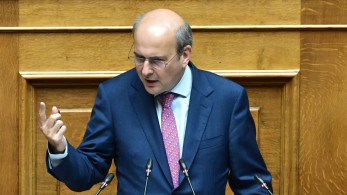 Προϋπολογισμός: Νέες μειώσεις φόρων μέσα στο 2025 εξήγγειλε ο Κωστής Χατζηδάκης Προϋπολογισμός: Νέες μειώσεις φόρων μέσα στο 2025 εξήγγειλε ο Κωστής Χατζηδάκης