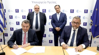 Υπεγράφη η σύμβαση για τη δημιουργία νέων χειρουργείων και κεντρικής αποστείρωσης στο ΓΝ Νίκαιας