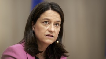 Κεραμέως: Έρχεται νέα αύξηση του κατώτατου μισθού