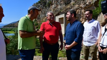 Απίστευτος Ανδρουλάκης: χρεώνει την κλιματική κρίση και την λειψυδρία στην κυβέρνηση Μητσοτάκη
