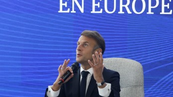 Γαλλία: «λευκός καπνός» για τον επόμενο πρωθυπουργό - Ο Μακρόν ανακοινώνει τον διάδοχο του Ατάλ